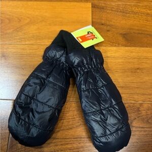 All in Motion Black Insulated Mittens